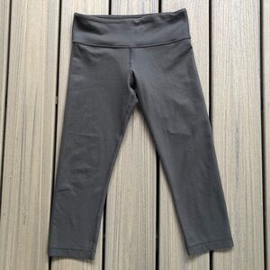 lululemon athletica Grey High-Rise Cropped Leggings